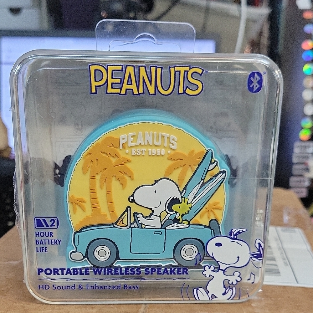 Peanuts Portable Wireless Speaker HD Sound & Enhanced Bass New Sealed Box